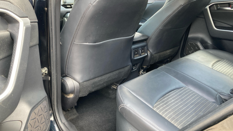 Toyota RAV4 2.5 VVT-i Hybrid Black Edition 5dr CVT Hybrid Estate